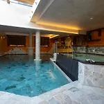 Bucaneve 4*