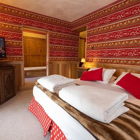 ブカネーヴェ 4* ブレウイル・チェルヴィナイア