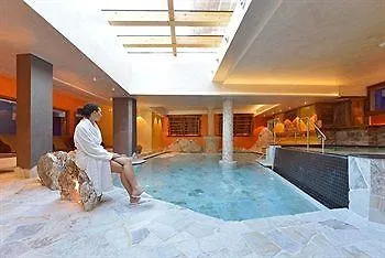 Otel Bucaneve 4*